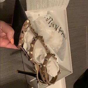 Kaitlyn Pan Rockstud Heels Size 9